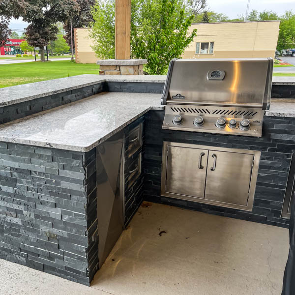 Custom Outdoor Kitchens and Grill installation in Waukesha WI